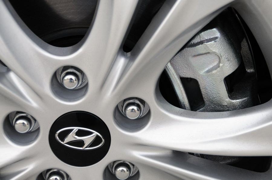  Hyundai Sonata 2011 года  (US) (фото 52 из 85)